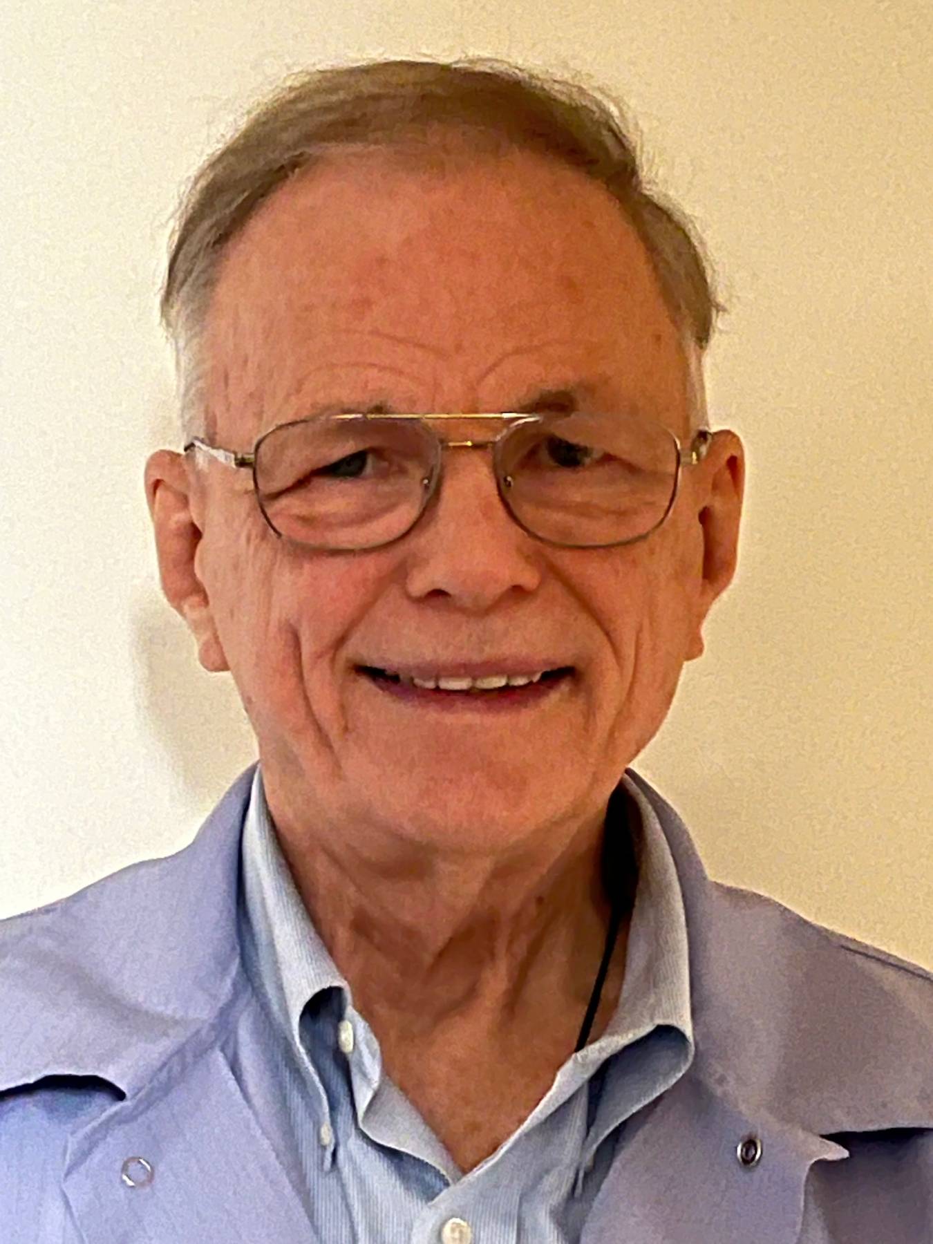 image of the doctor Raymond Hatland image of the doctor Raymond Hatland